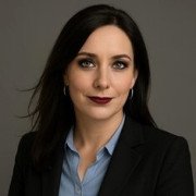Coraline Sellmann - Kartenlegen - Lebensberatung - Liebe & Partnerschaft - Beruf & Finanzen - Expertisen